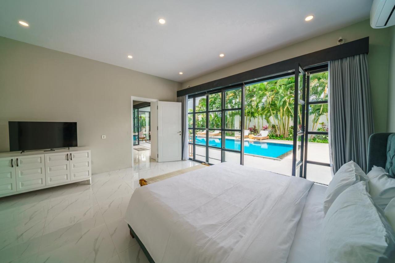 Villa Okenada - Modern 5-Bedroom Pool Villa In Berawa! Canggu  Ngoại thất bức ảnh