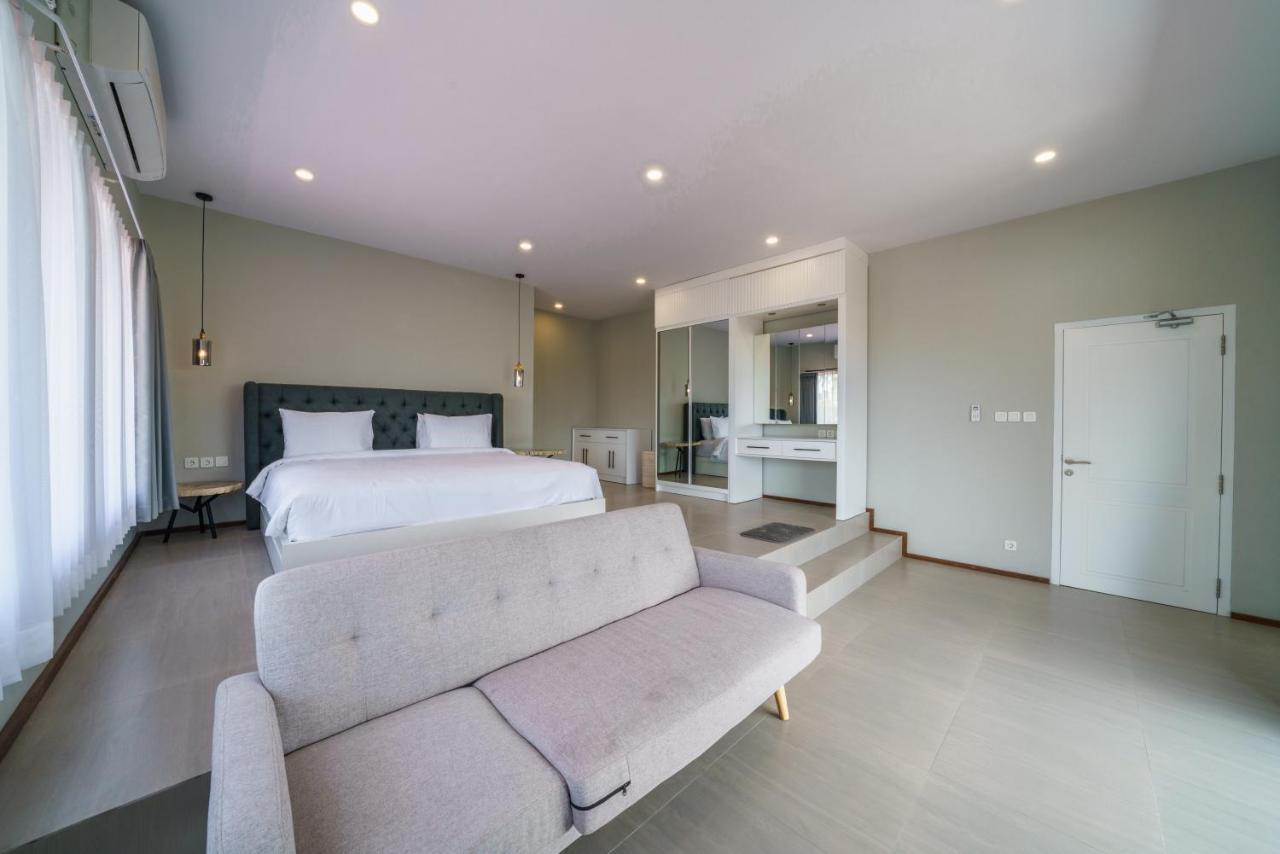 Villa Okenada - Modern 5-Bedroom Pool Villa In Berawa! Canggu  Ngoại thất bức ảnh