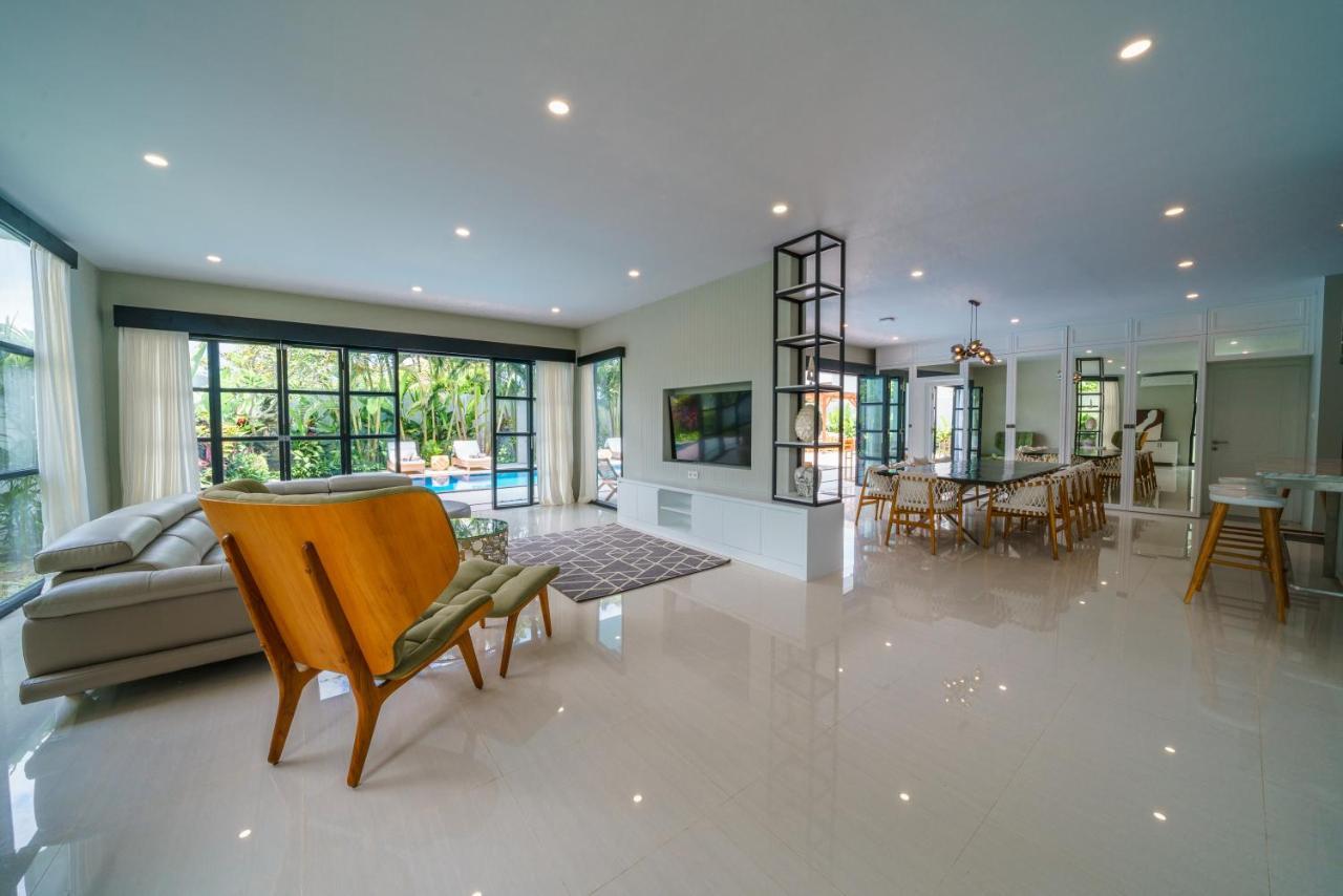 Villa Okenada - Modern 5-Bedroom Pool Villa In Berawa! Canggu  Ngoại thất bức ảnh