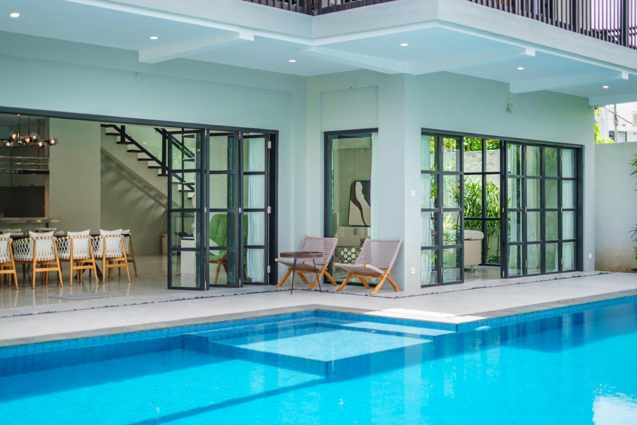 Villa Okenada - Modern 5-Bedroom Pool Villa In Berawa! Canggu  Ngoại thất bức ảnh