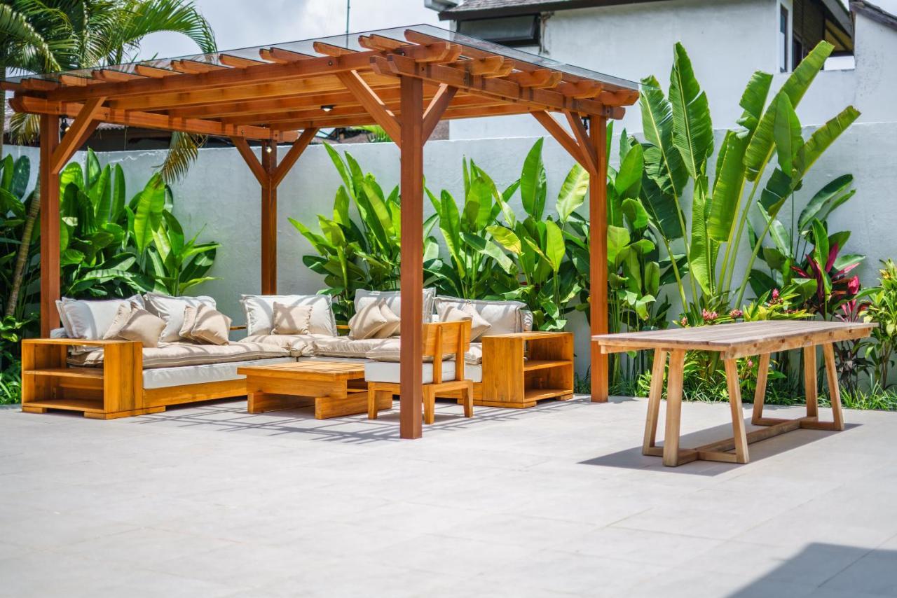 Villa Okenada - Modern 5-Bedroom Pool Villa In Berawa! Canggu  Ngoại thất bức ảnh