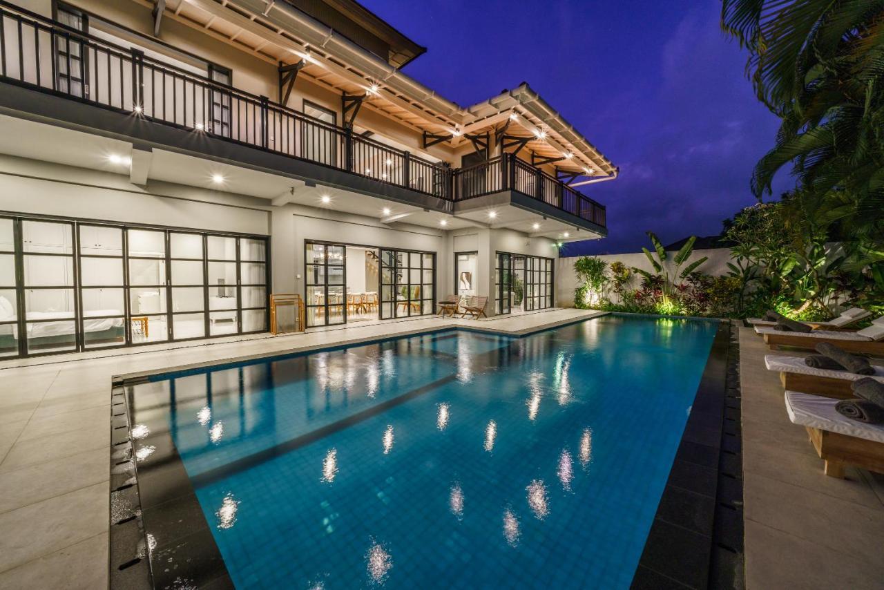Villa Okenada - Modern 5-Bedroom Pool Villa In Berawa! Canggu  Ngoại thất bức ảnh
