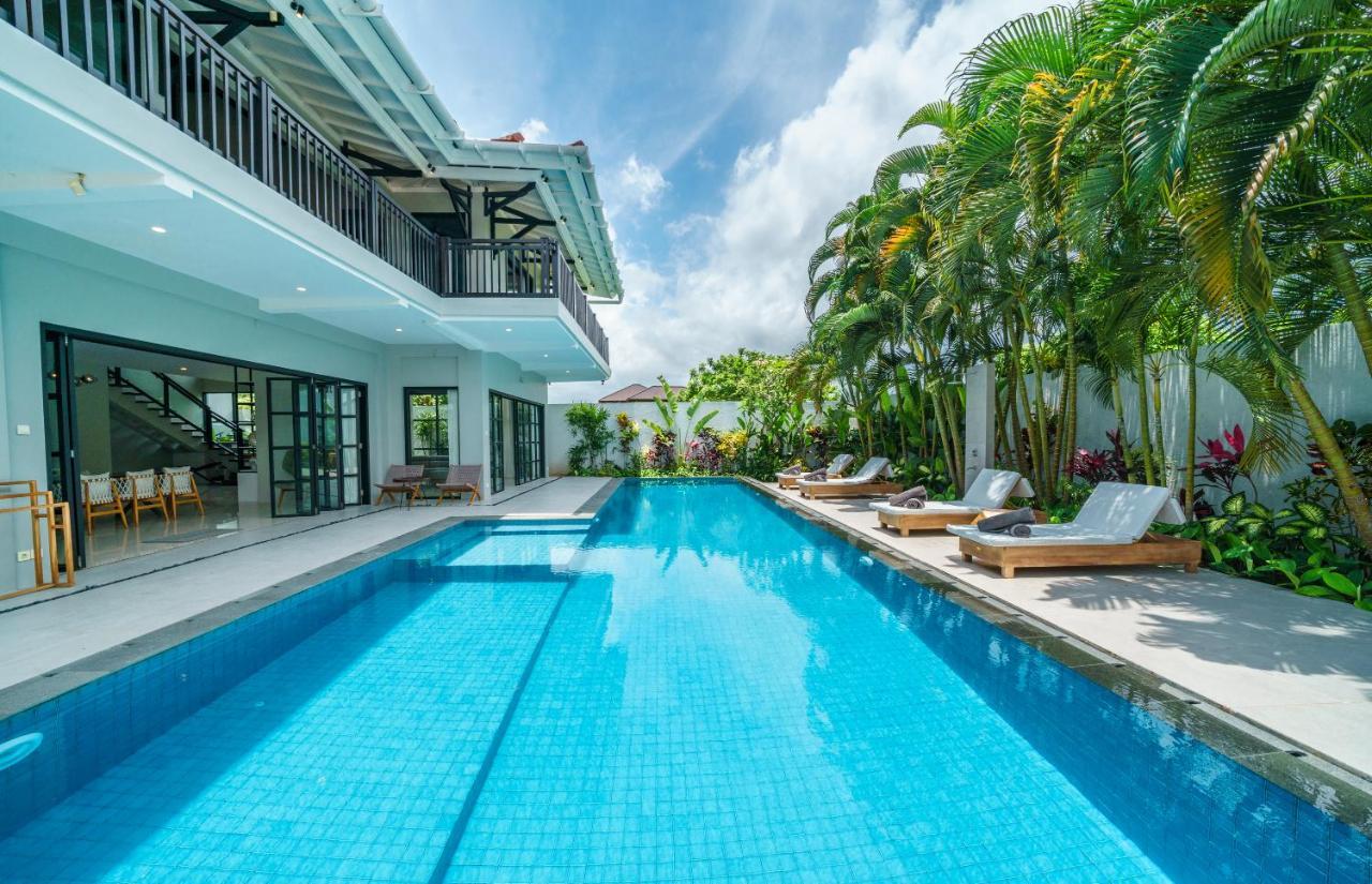 Villa Okenada - Modern 5-Bedroom Pool Villa In Berawa! Canggu  Ngoại thất bức ảnh