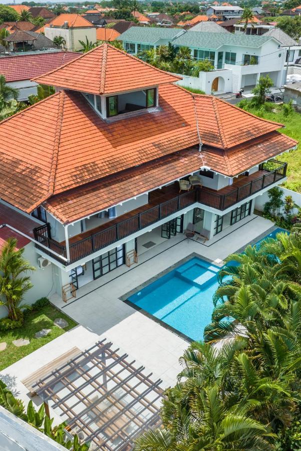 Villa Okenada - Modern 5-Bedroom Pool Villa In Berawa! Canggu  Ngoại thất bức ảnh